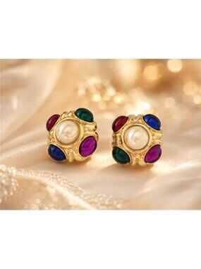 Vtg. Mogul Gripoix Multicolor Rhinestone Cabochon Faux Pearl Clip Earrings 28mm